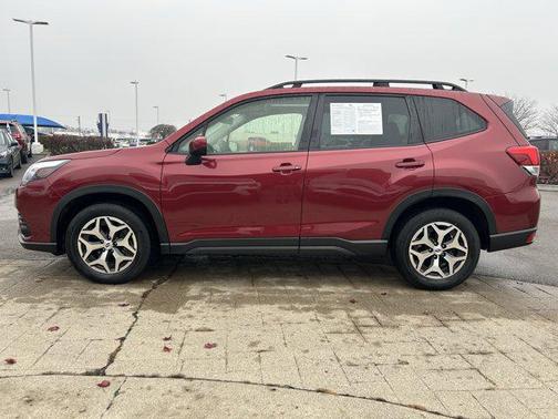 2023 Subaru Forester Premium