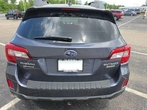 Carbide Gray Metallic 2017 Subaru Outback 2.5i Limited