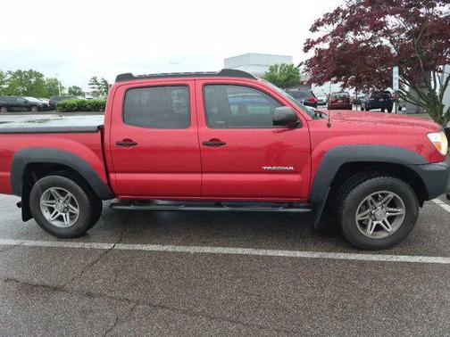 Barcelona Red Metallic 2013 Toyota Tacoma Base