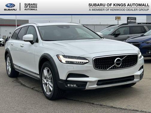 2018 Volvo V90 Cross Country T5