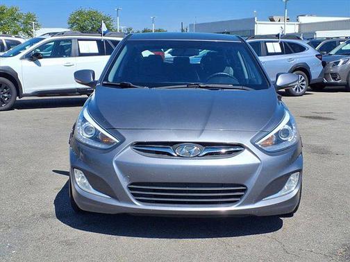 2014 Hyundai Accent SE