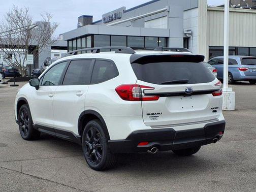 2025 Subaru Ascent Onyx Edition Touring 7-Passenger
