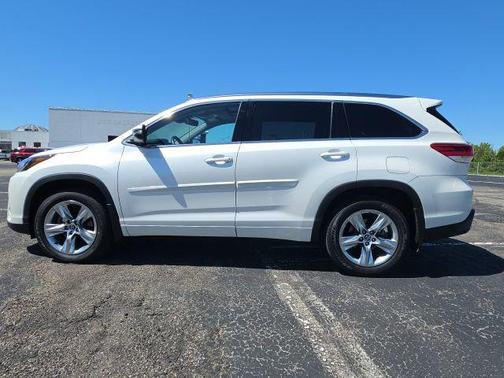 Blizzard Pearl 2019 Toyota Highlander Limited