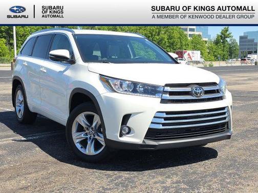 Blizzard Pearl 2019 Toyota Highlander Limited