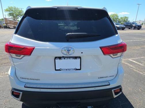 Blizzard Pearl 2019 Toyota Highlander Limited