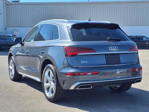 2023 Audi Q5 45 S line Premium Plus