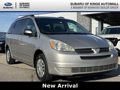 2005 Toyota Sienna LE