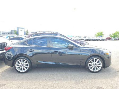 Jet Black Mica 2017 Mazda Mazda3 Grand Touring