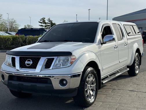 Glacier White 2016 Nissan Frontier SL