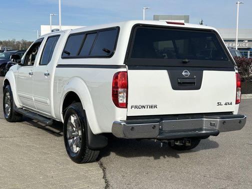 Glacier White 2016 Nissan Frontier SL