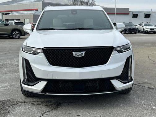 Crystal White Tricoat 2024 Cadillac XT6 Sport AWD