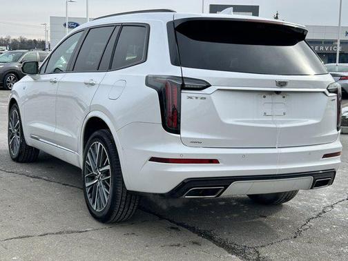 2024 Cadillac XT6 Sport AWD