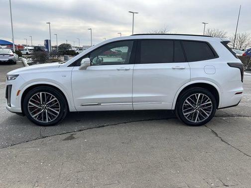 Crystal White Tricoat 2024 Cadillac XT6 Sport AWD
