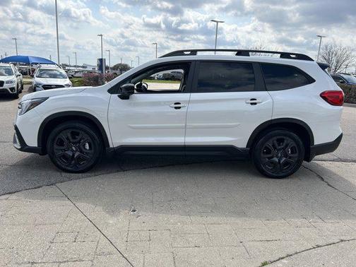 Crystal White Pearl 2025 Subaru Ascent Onyx Edition Touring 7-Passenger