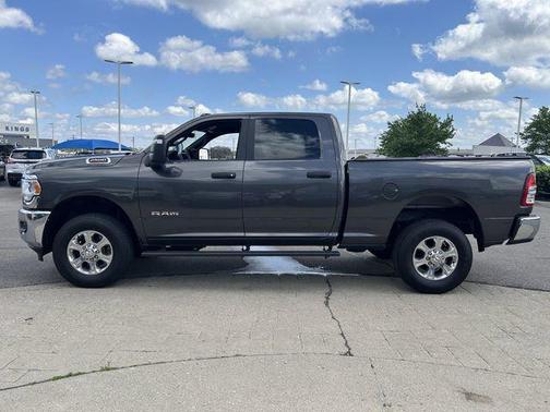 Granite Crystal Metallic Clearcoat 2024 RAM 2500 Big Horn Crew Cab 4x4 6'4' Box