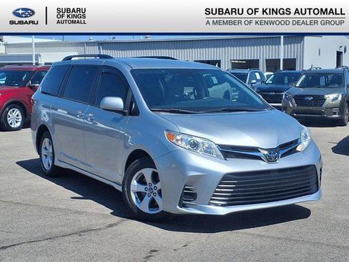 2020 Toyota Sienna LE