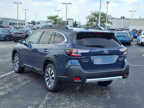 2025 Subaru Outback Touring