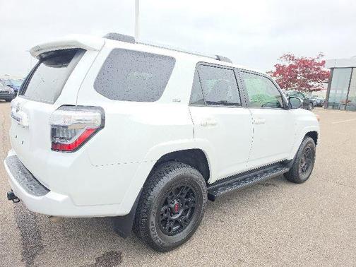 Ice Cap 2023 Toyota 4Runner SR5
