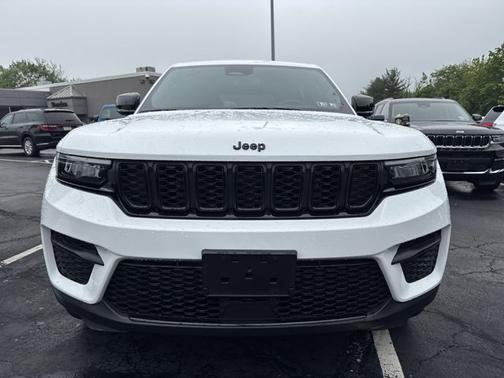 2022 Jeep Grand Cherokee Altitude 4x4