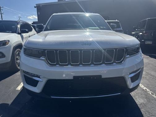 2023 Jeep Grand Cherokee Limited 4x4