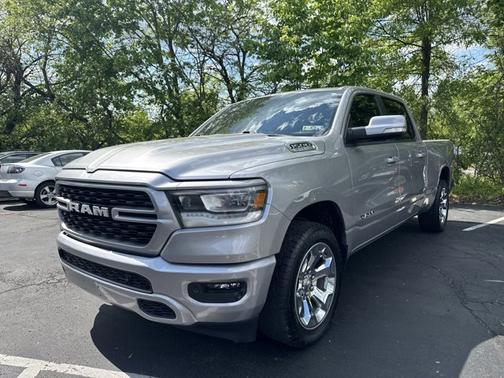 2022 RAM 1500 Big Horn Crew Cab 4x4 64' Box