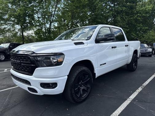 2023 RAM 1500 Big Horn Crew Cab 4x4 57' Box