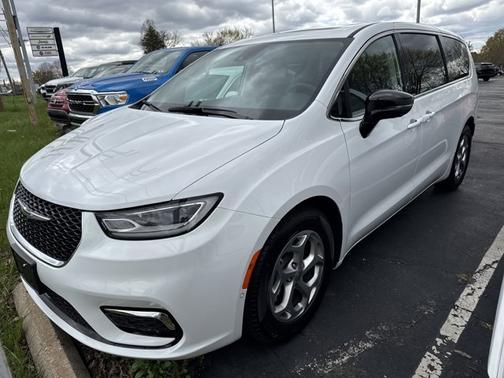 2024 Chrysler Pacifica Limited