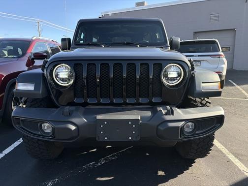 2023 Jeep Wrangler 4-Door Willys 4x4