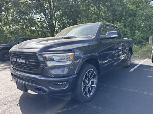 2021 RAM 1500 Laramie Crew Cab 4x4 57' Box