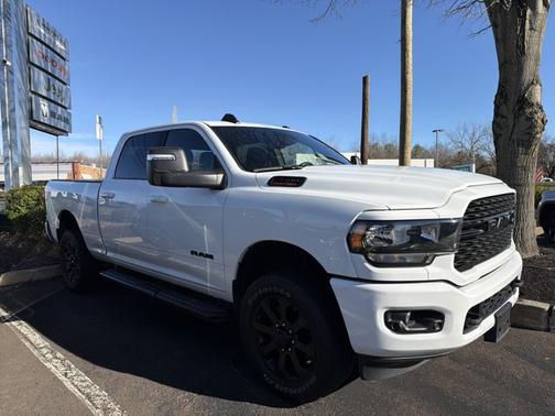 2024 RAM 2500 Big Horn Crew Cab 4x4 64' Box