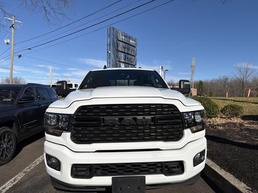2024 RAM 2500 Big Horn Crew Cab 4x4 64' Box