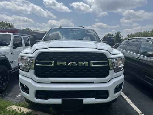 2024 RAM 2500 Big Horn Crew Cab 4x4 64' Box