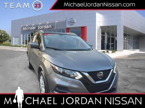 2022 Nissan Rogue Sport SV