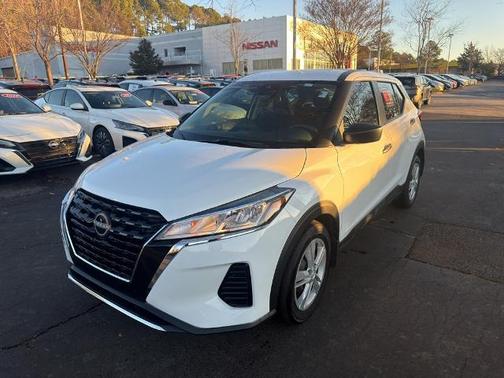 2023 Nissan Kicks S
