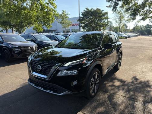 Black 2023 Nissan Rogue SL