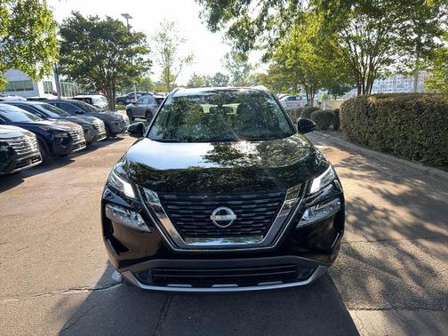 Black 2023 Nissan Rogue SL
