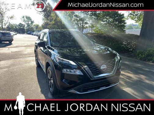 Black 2023 Nissan Rogue SL