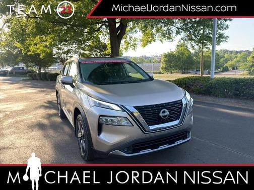 Champagne Silver 2022 Nissan Rogue SL