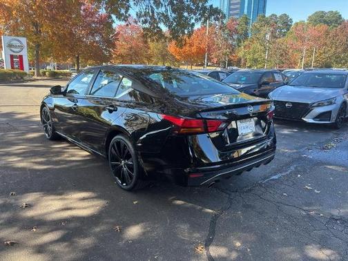 2022 Nissan Altima 2.5 SR