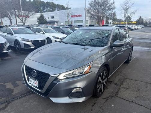 2022 Nissan Altima 2.5 SV