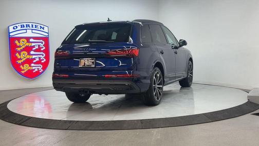 2023 Audi Q7 55 Premium Plus