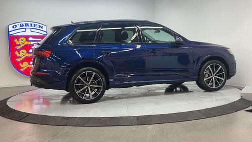 2023 Audi Q7 55 Premium Plus