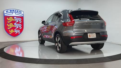 2019 Volvo XC40 T5 Momentum