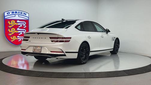 Uyuni White 2026 Genesis G80 3.5T Prestige Black