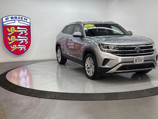 Silver Metallic 2020 Volkswagen Atlas Cross Sport 3.6L V6 SE w/Technology