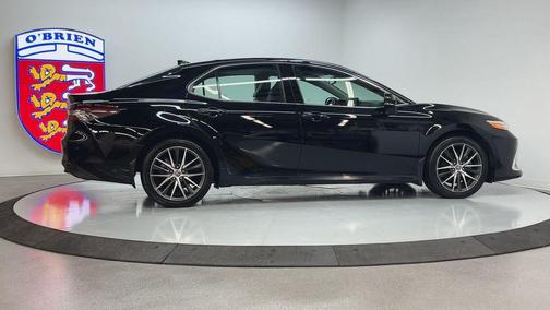 2024 Toyota Camry Hybrid XLE