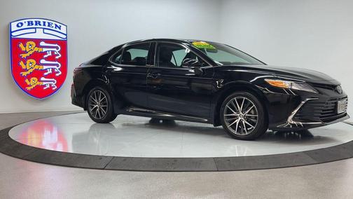 2024 Toyota Camry Hybrid XLE