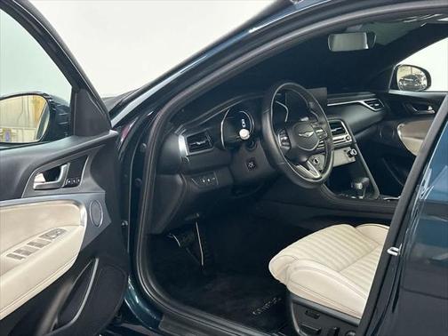 2024 Genesis G70 3.3T AWD Sport Advanced