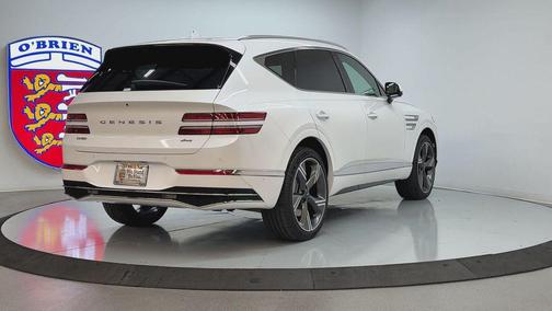 Uyuni White 2026 Genesis GV80 2.5T