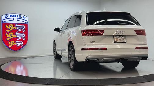 2019 Audi Q7 45 Premium Plus